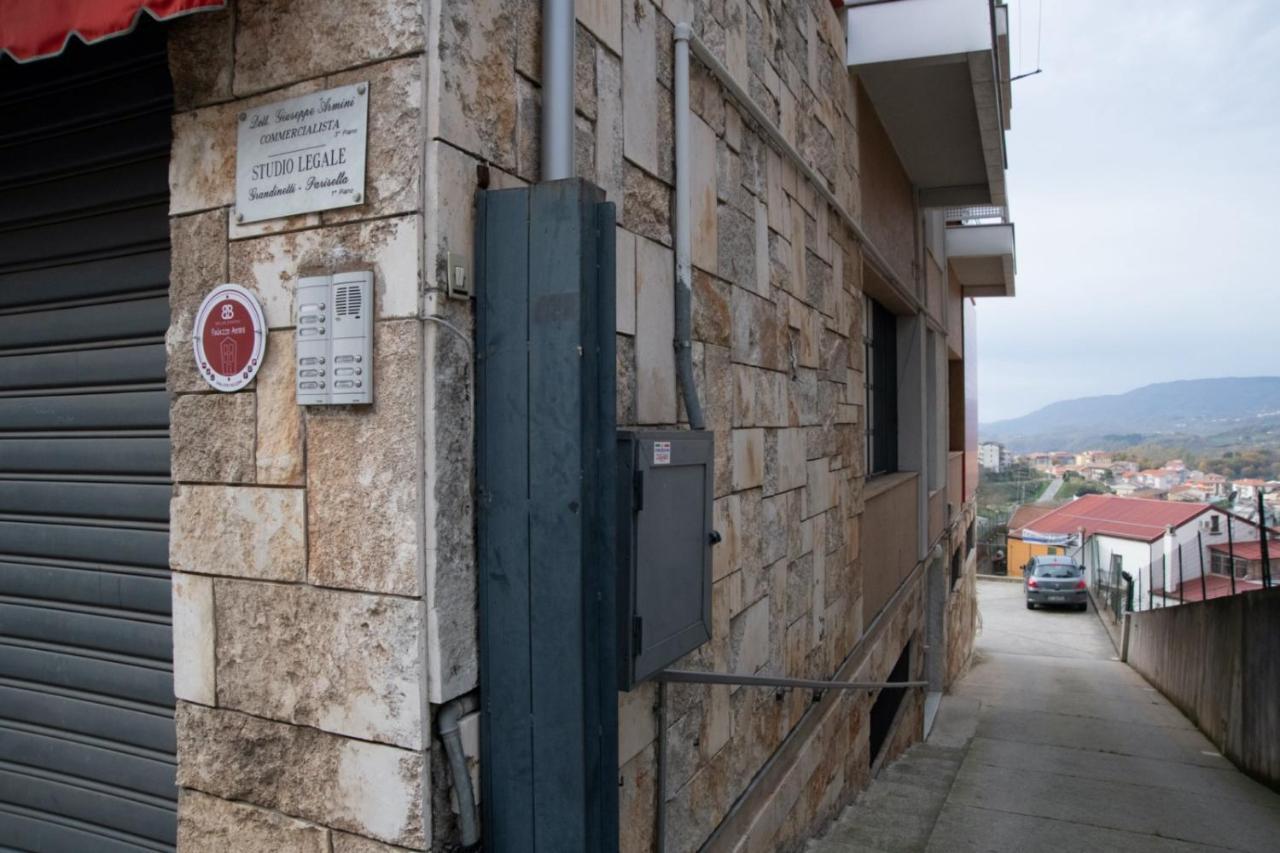 B&B Palazzo Armini Rogliano Eksteriør bilde